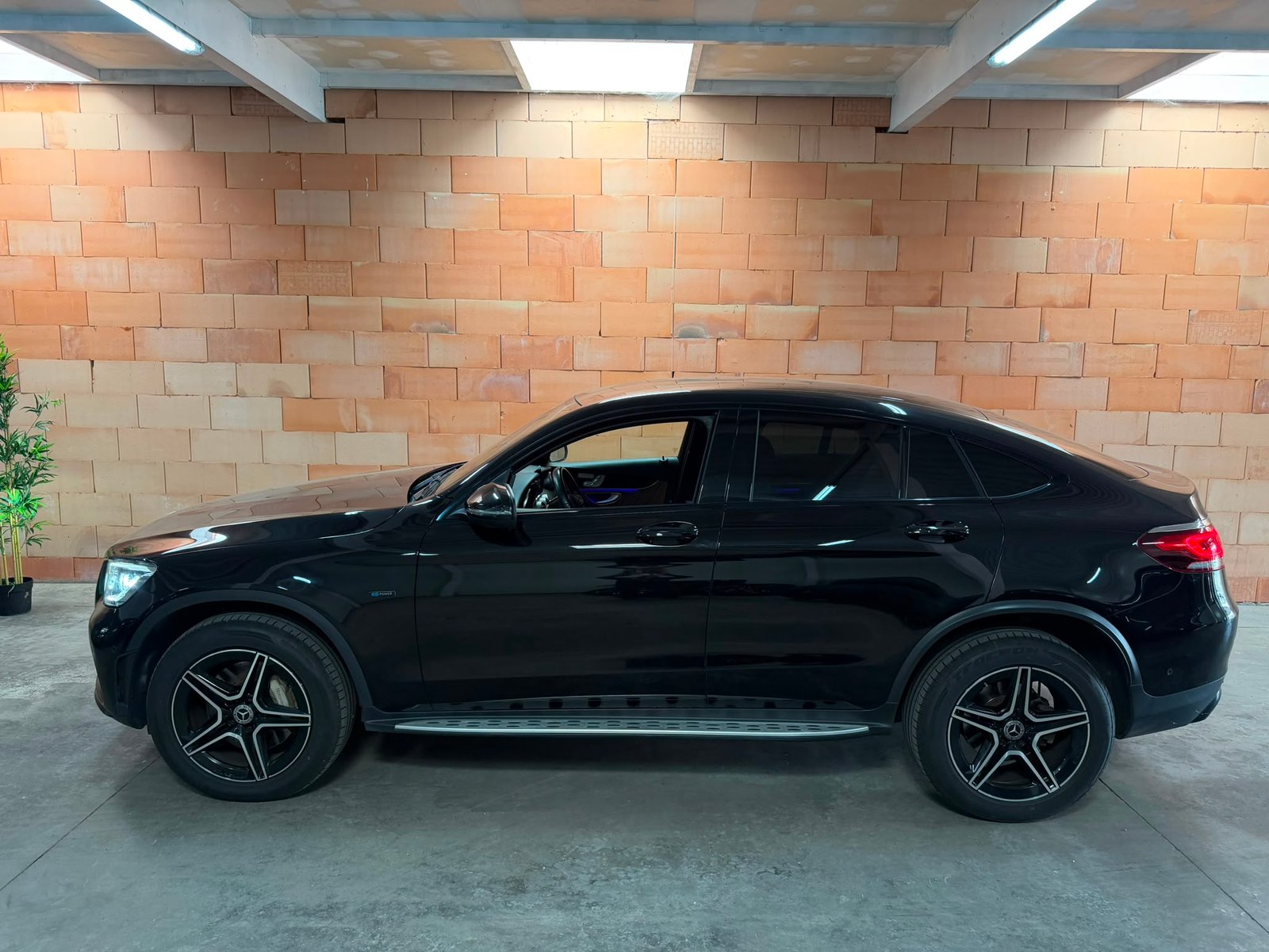 Mercedes-Benz GLC Coupé 300de AMG Line - 4-Matic - Hybrid - Automatic - 194 hp - 219.910 km – Image 57
