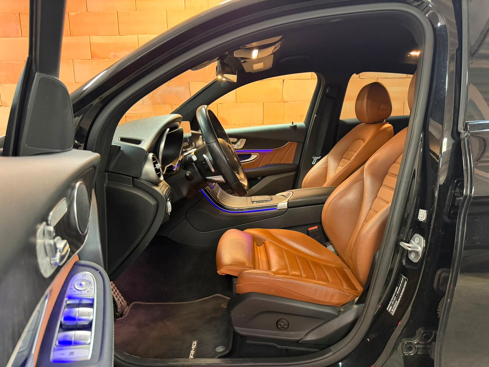 Mercedes-Benz GLC Coupé 300de AMG Line - 4-Matic - Hybrid - Automatic - 194 hp - 219.910 km – Image 4