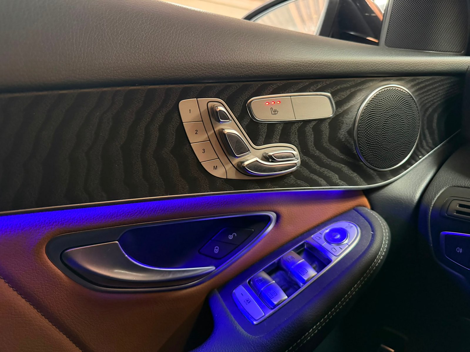 Mercedes-Benz GLC Coupé 300de AMG Line - 4-Matic - Hybrid - Automatic - 194 hp - 219.910 km – Image 31