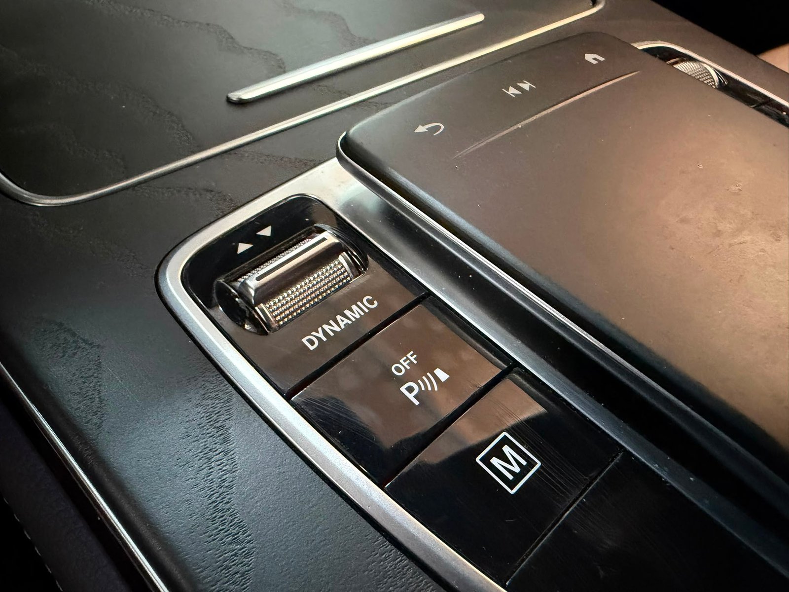 Mercedes-Benz GLC Coupé 300de AMG Line - 4-Matic - Hybrid - Automatic - 194 hp - 219.910 km – Image 51