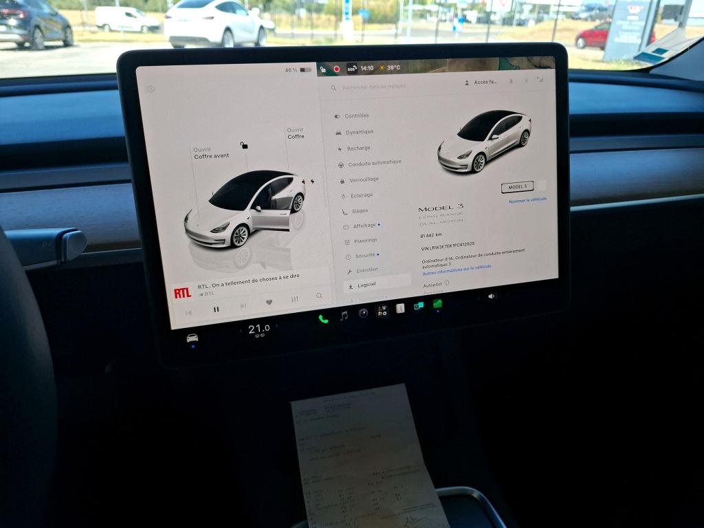 TESLA MODEL 3 – Image 8
