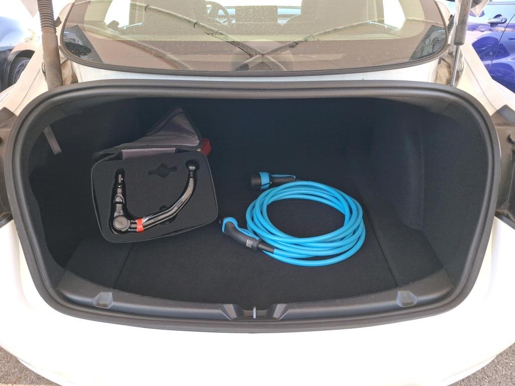 TESLA MODEL 3 – Image 16