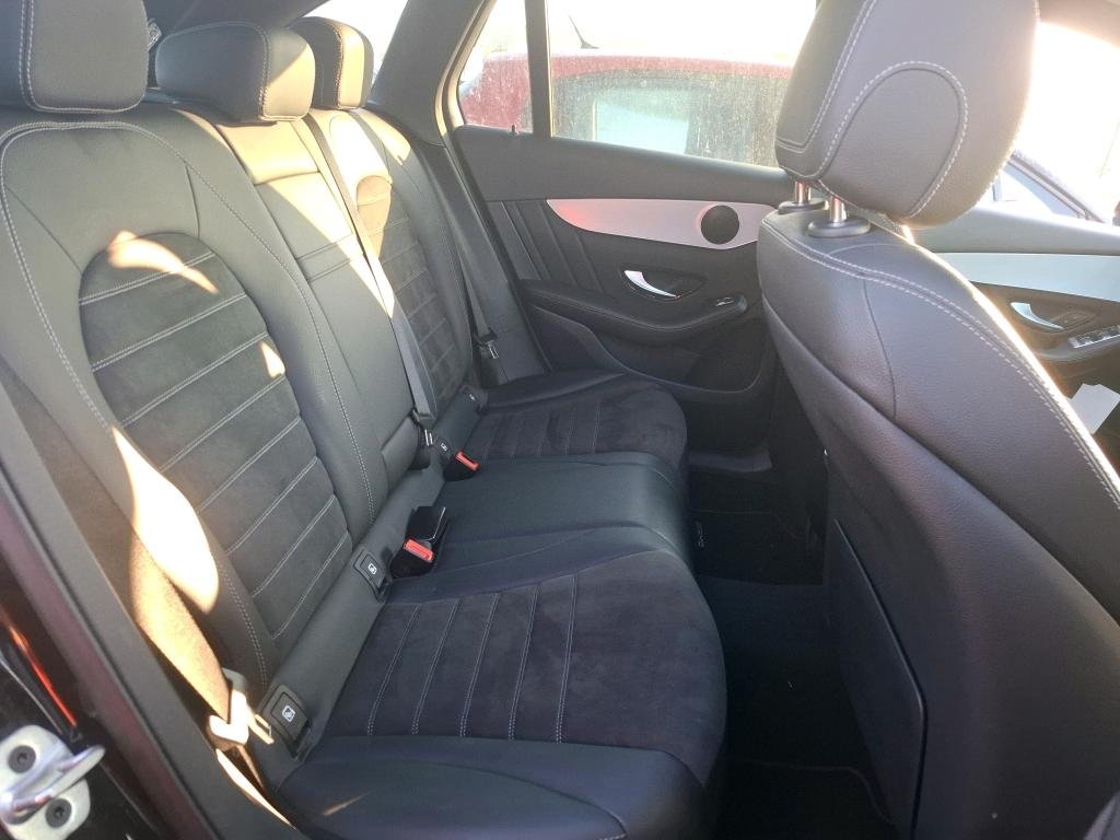 Mercedes-Benz GLC 300e AMG Line - 4-Matic - Hybrid - Automatic - 320 hp - 50.064 km – Image 17