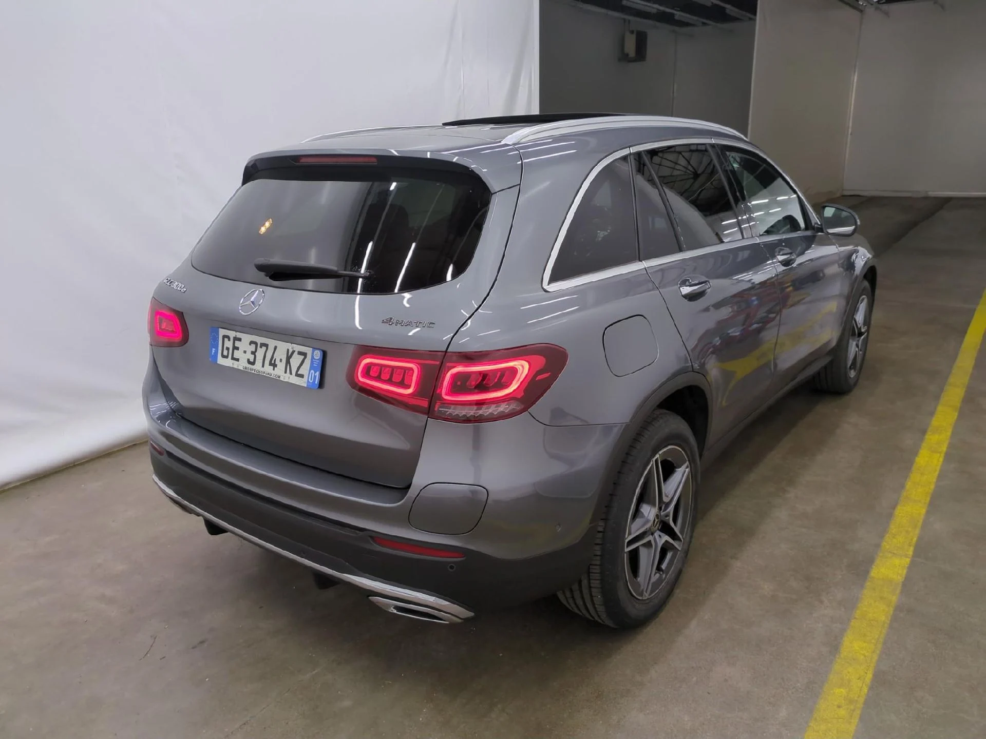MERCEDES-BENZ GLC / 2019 / 5P / SUV 2.0 GLC 300 E AMG LINE 4MATIC – Image 6