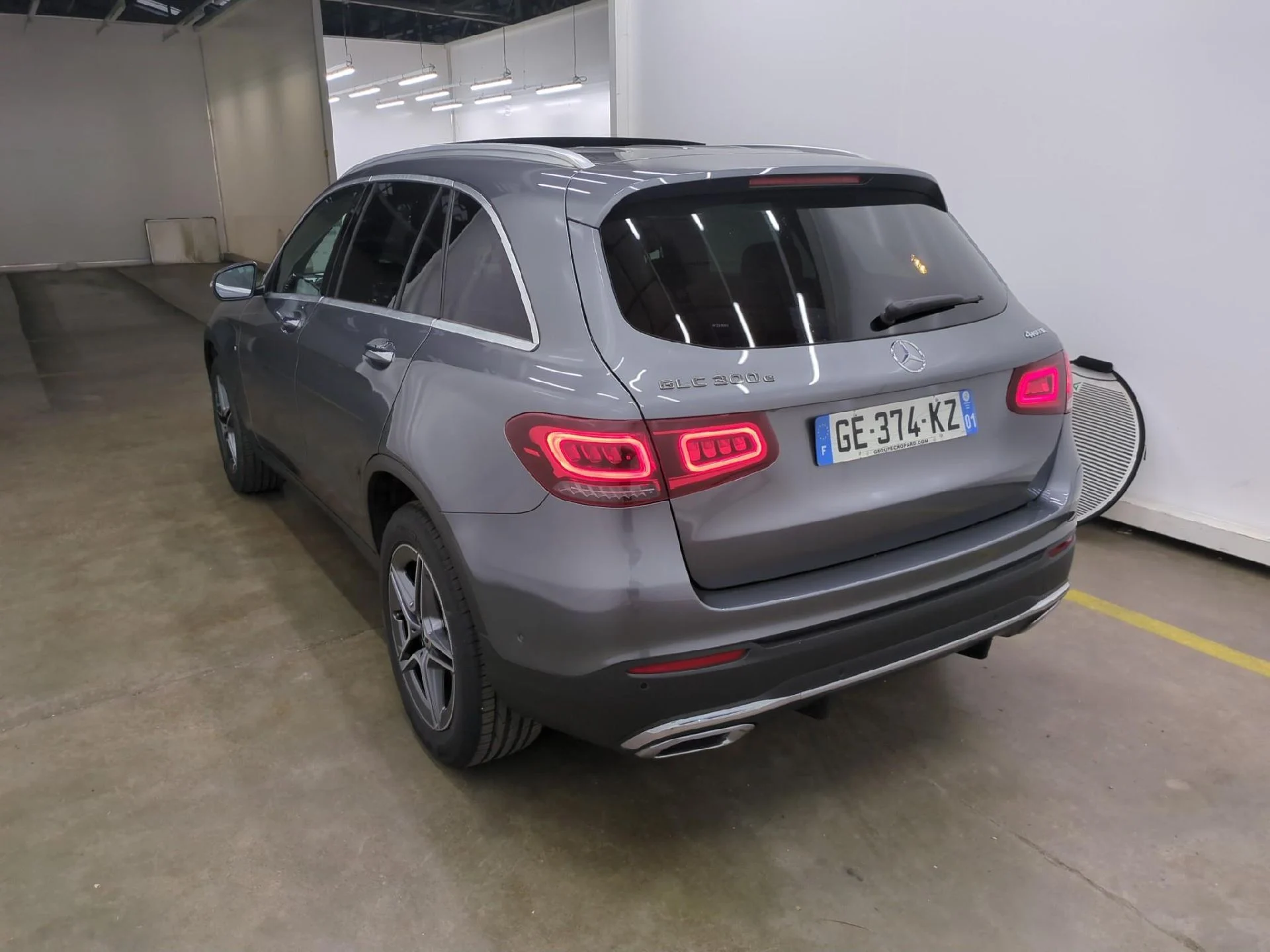 MERCEDES-BENZ GLC / 2019 / 5P / SUV 2.0 GLC 300 E AMG LINE 4MATIC – Image 8