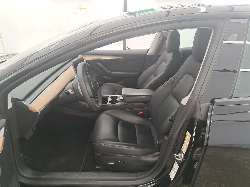 TESLA Model 3 / 2018 / 4P / Berline Propulsion – Image 10