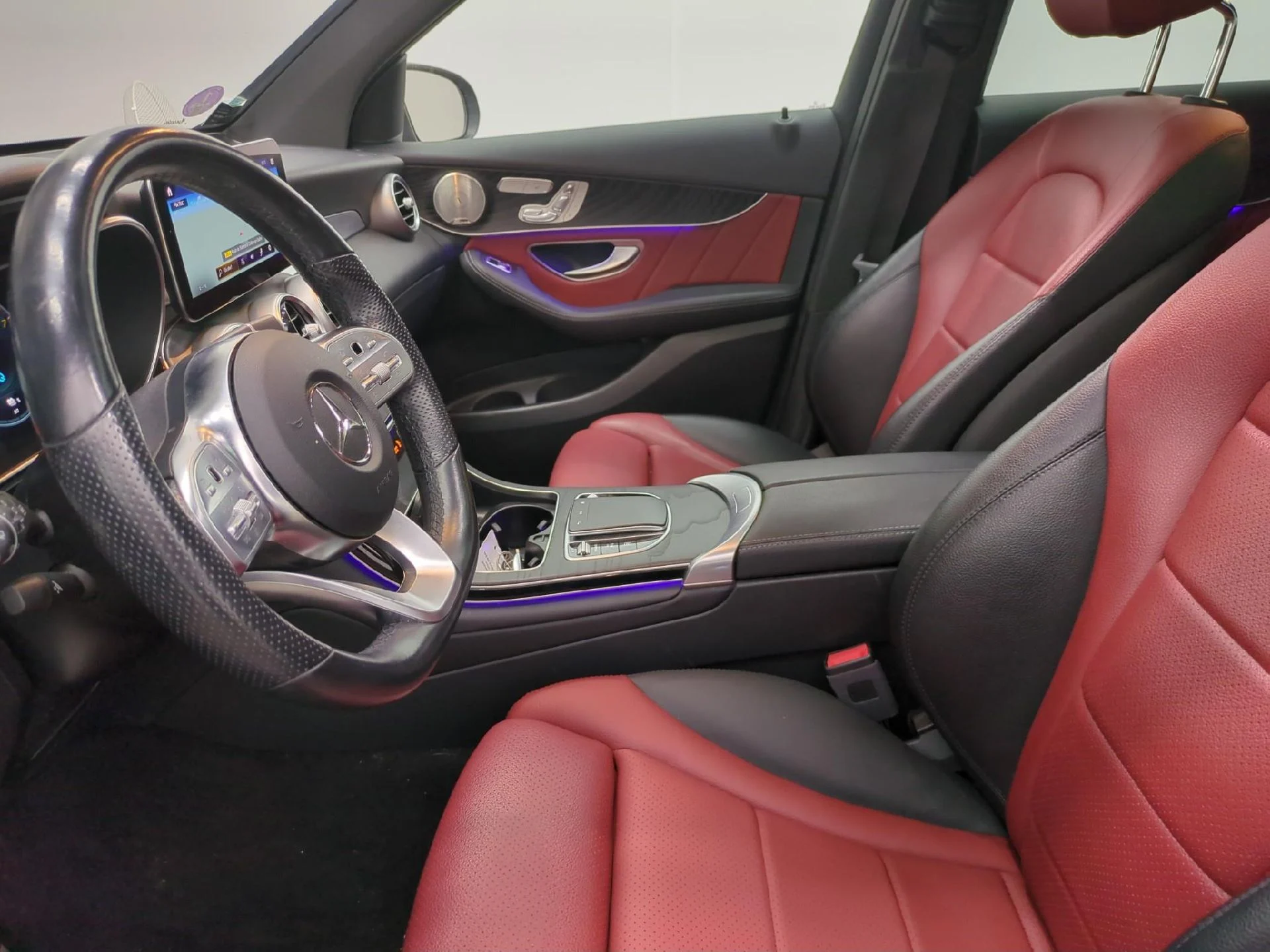 MERCEDES-BENZ GLC / 2019 / 5P / SUV 2.0 GLC 300 E AMG LINE 4MATIC – Image 14