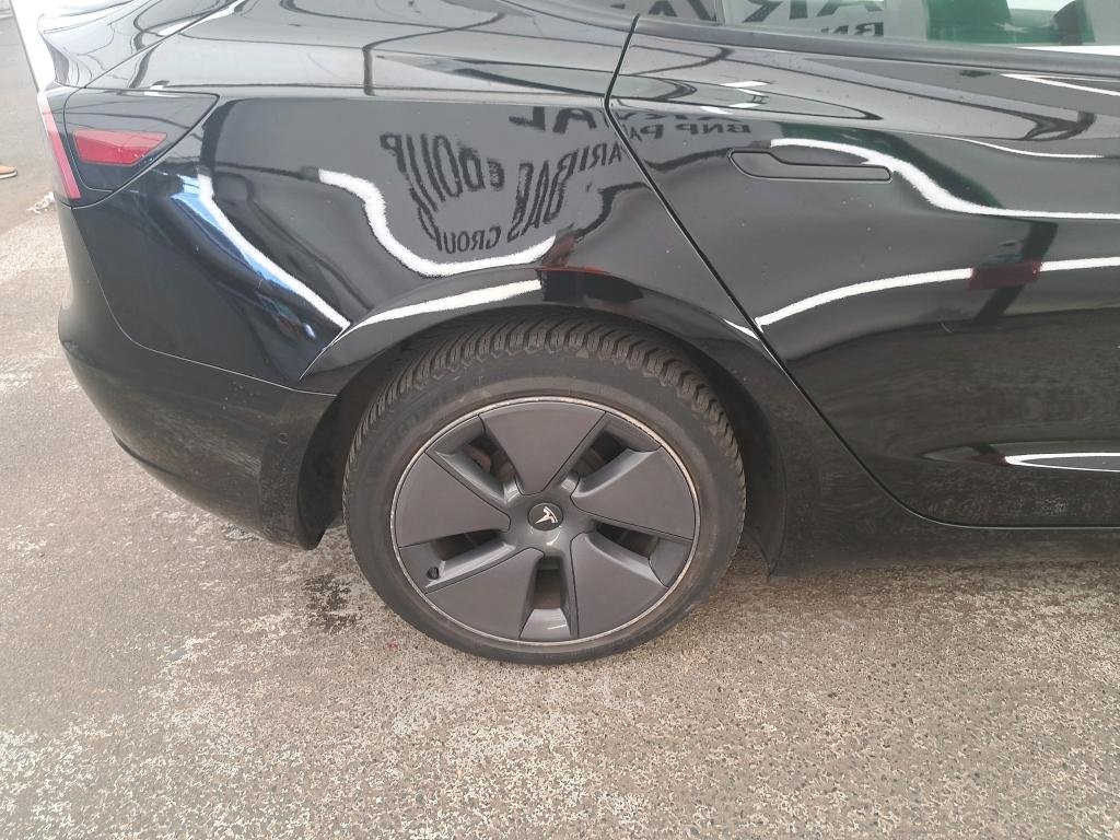 TESLA Model 3 / 2018 / 4P / Berline Propulsion – Image 15