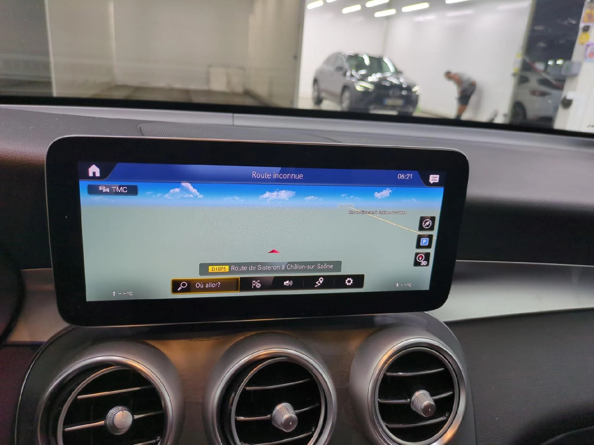 MERCEDES-BENZ GLC / 2019 / 5P / SUV 2.0 GLC 300 E AMG LINE 4MATIC – Image 16