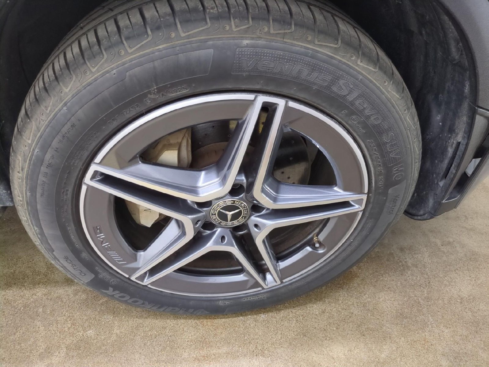 MERCEDES-BENZ GLC / 2019 / 5P / SUV 2.0 GLC 300 E AMG LINE 4MATIC – Image 23