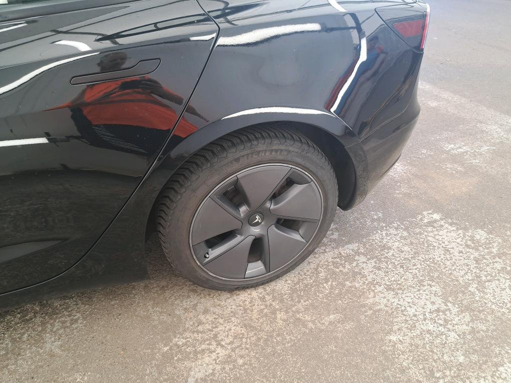 TESLA Model 3 / 2018 / 4P / Berline Propulsion – Image 19