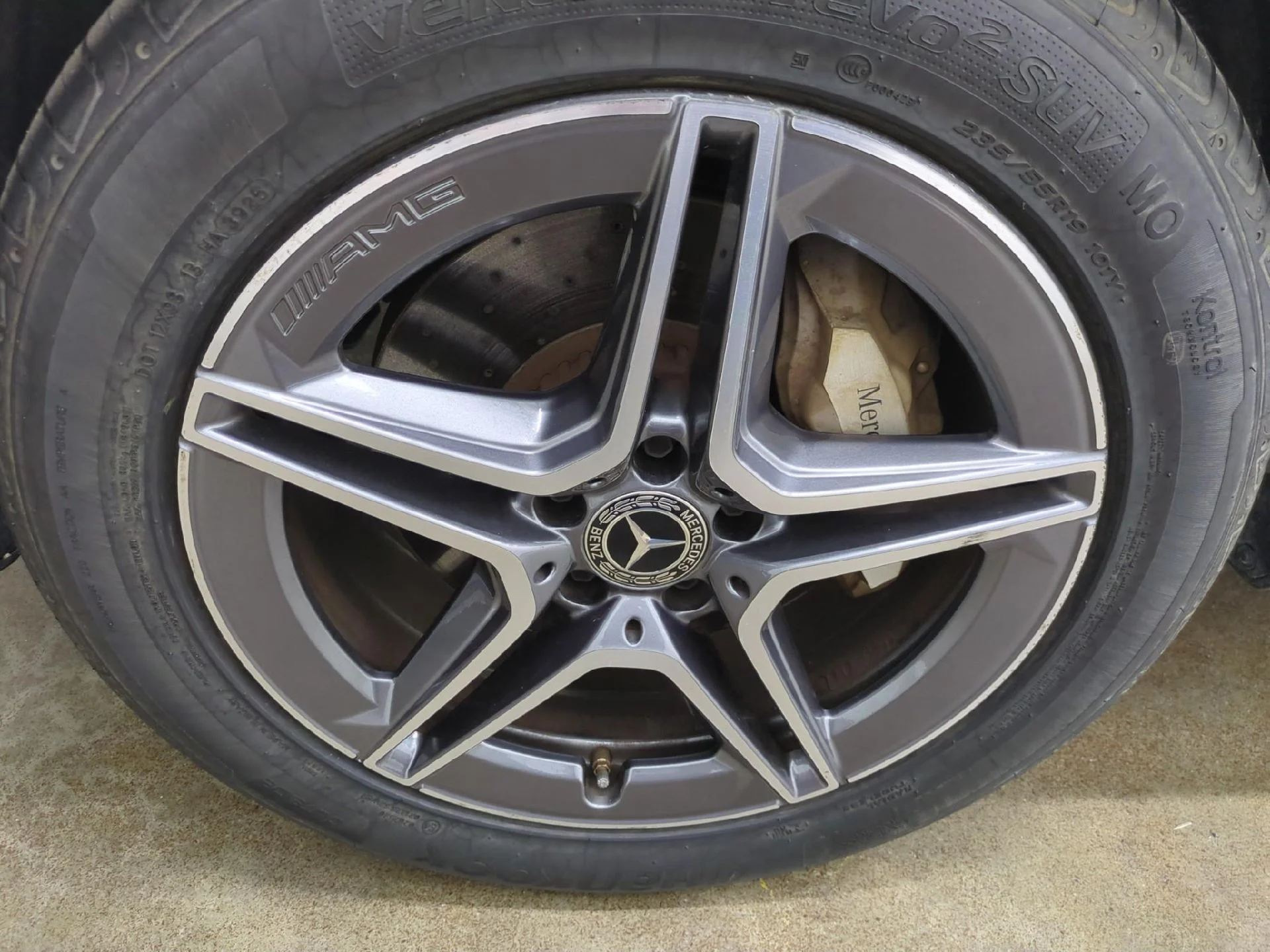 MERCEDES-BENZ GLC / 2019 / 5P / SUV 2.0 GLC 300 E AMG LINE 4MATIC – Image 25